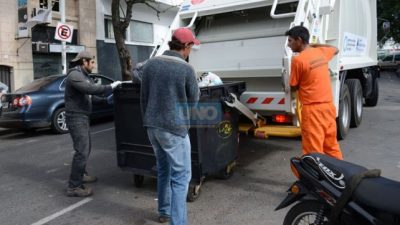 Por medidas de fuerza de municipales se resentirán servicios en Paraná