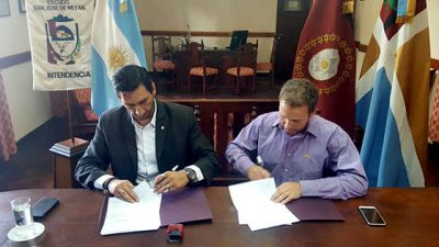 Los 60 municipios salteños firmaron convenios de acceso a la tierra y regularización dominial