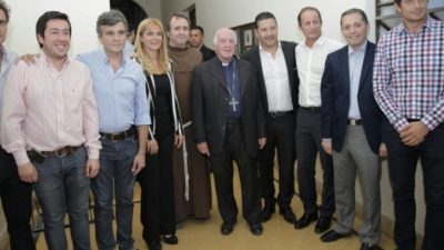 Intelectuales plantean que los intendentes son el eje de la unidad peronista