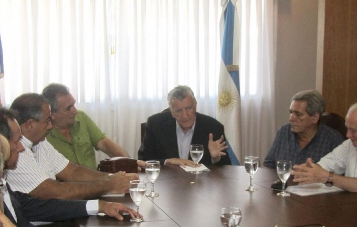 La CGT ya tiene el apoyo del PJ para el 7 de marzo, ahora van por los Esmeralda