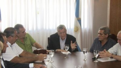 La CGT ya tiene el apoyo del PJ para el 7 de marzo, ahora van por los Esmeralda