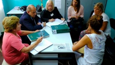 Otro escándalo del intendente de Mar del Plata: denuncian que “apretó” a directivos de una escuela que reclamaba internet