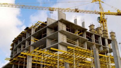 La construcción sigue sin reaccionar