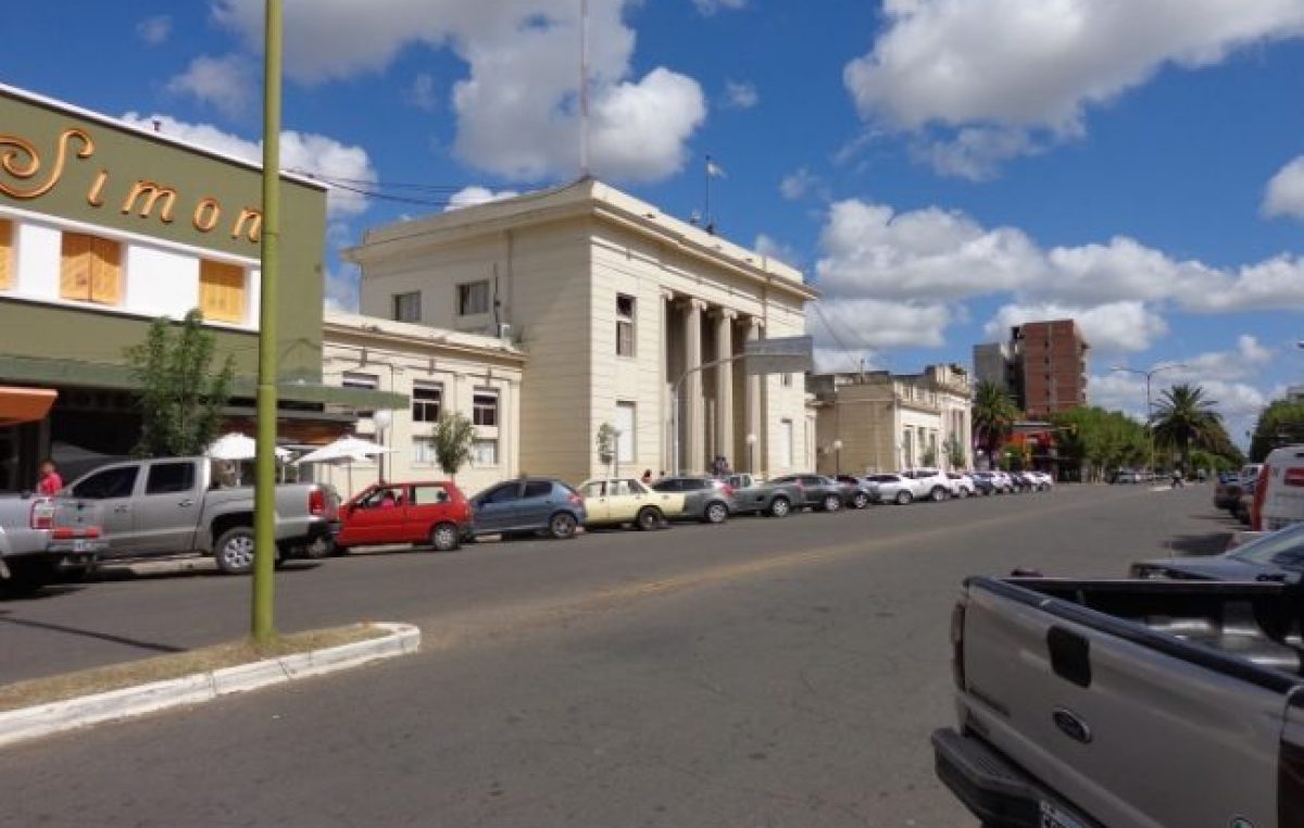 Trenque Lauquen: Bono y 18 por ciento de aumento para los trabajadores municipales