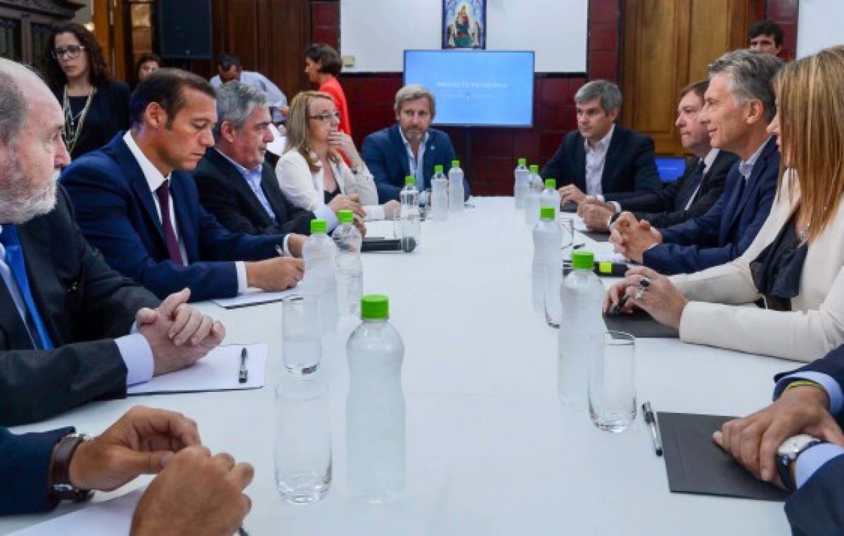 El presidente lanzó el Plan Patagonia en medio de protestas e incidentes