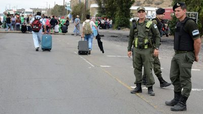Caleta Olivia: Los municipales levantaron el corte y volverían a la ruta N° 3
