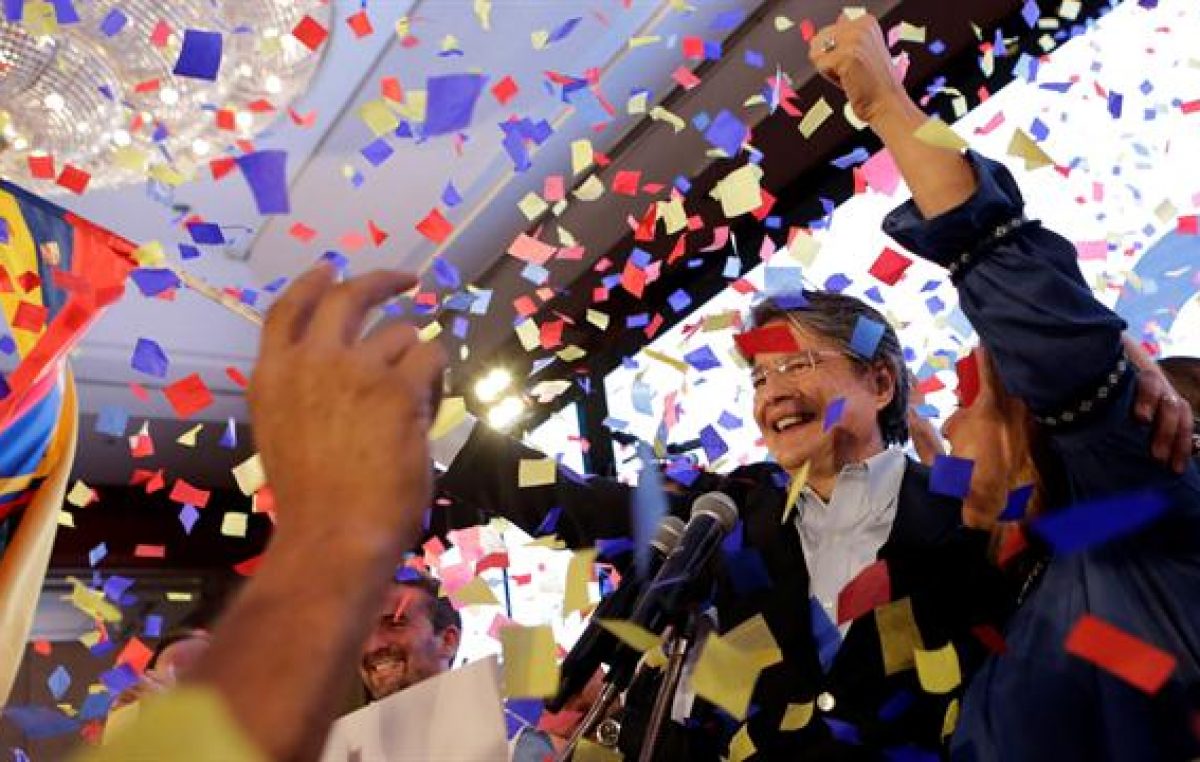 La tendencia adelanta que en Ecuador no se evitará el ballottage