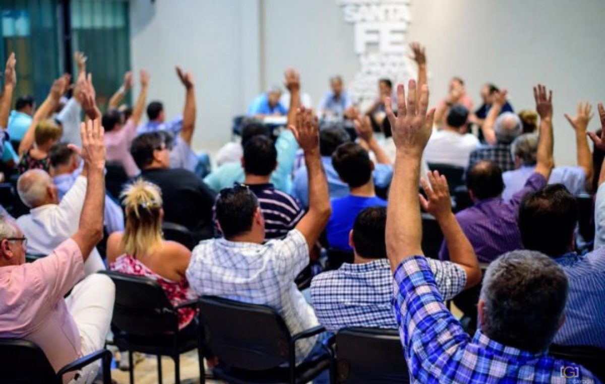 El Gobierno santafesino convocó a la paritaria municipal para el viernes 17