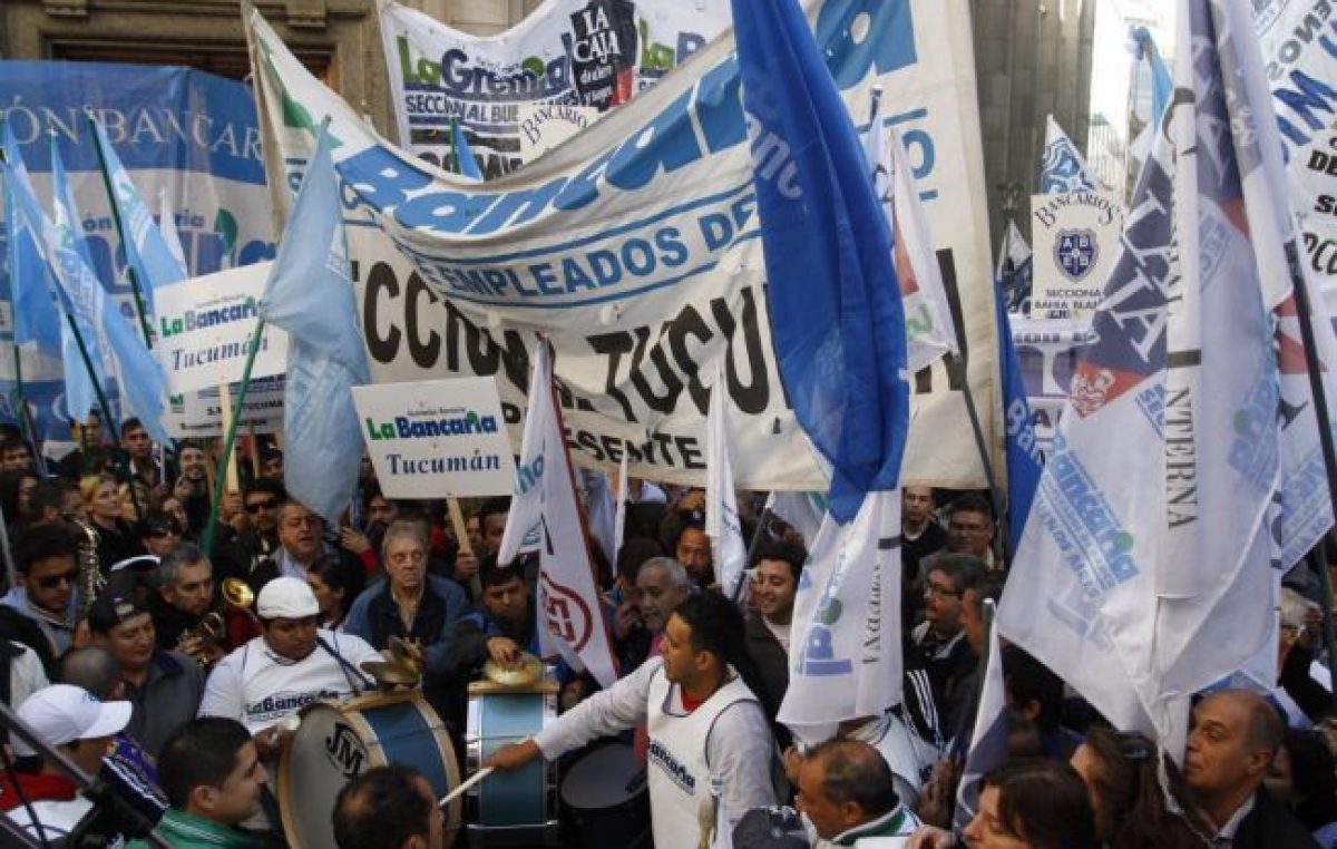 “Hay libertad de mercado, pero no para acordar salarios”