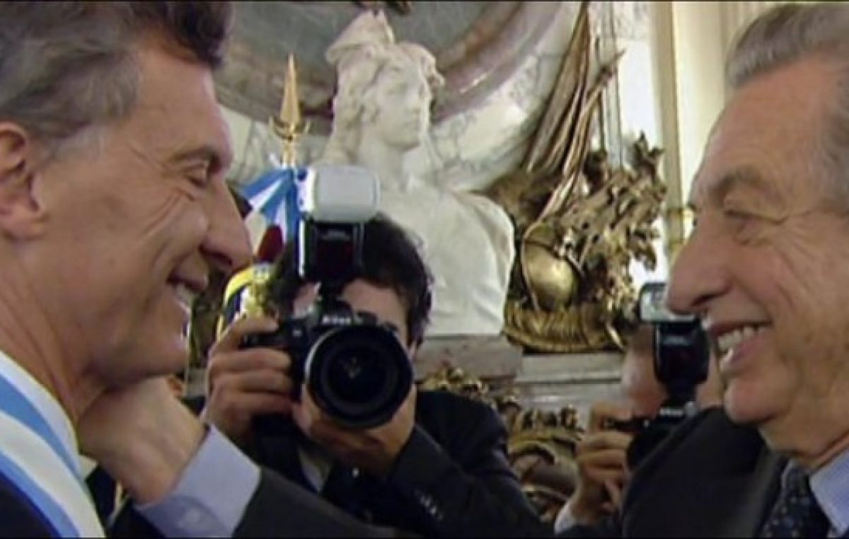 Cuestionan un perdón de deuda de Macri a su familia