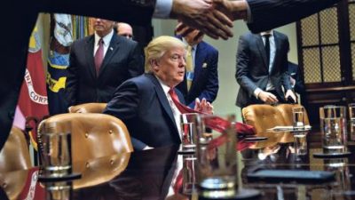Trump se hace el duro con líderes del mundo