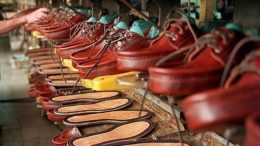 Rosario: Calzado, tres empresas de la región cierran y despiden a 30 obreros