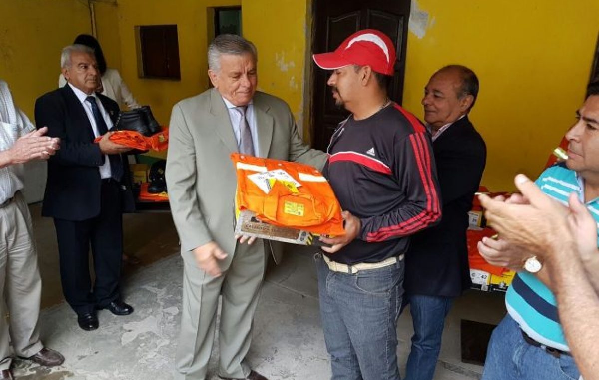 Analizan el aumento para municipales de Santiago