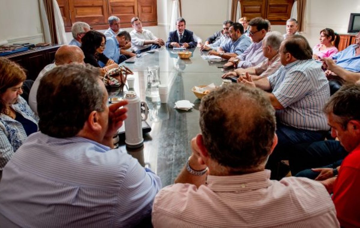 El Gobierno santafesino convocó a la Paritaria Municipal para este lunes