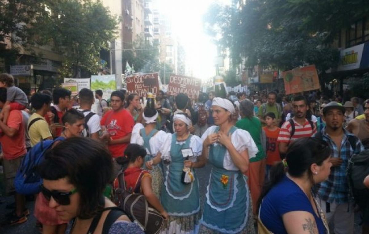 Córdoba: masiva marcha contra los desmontes ante a la avanzada del gobierno provincial