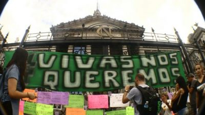 Miles de mujeres pararo y se movilizaron en todo el país contra la violencia machista y por la defensa de sus derechos