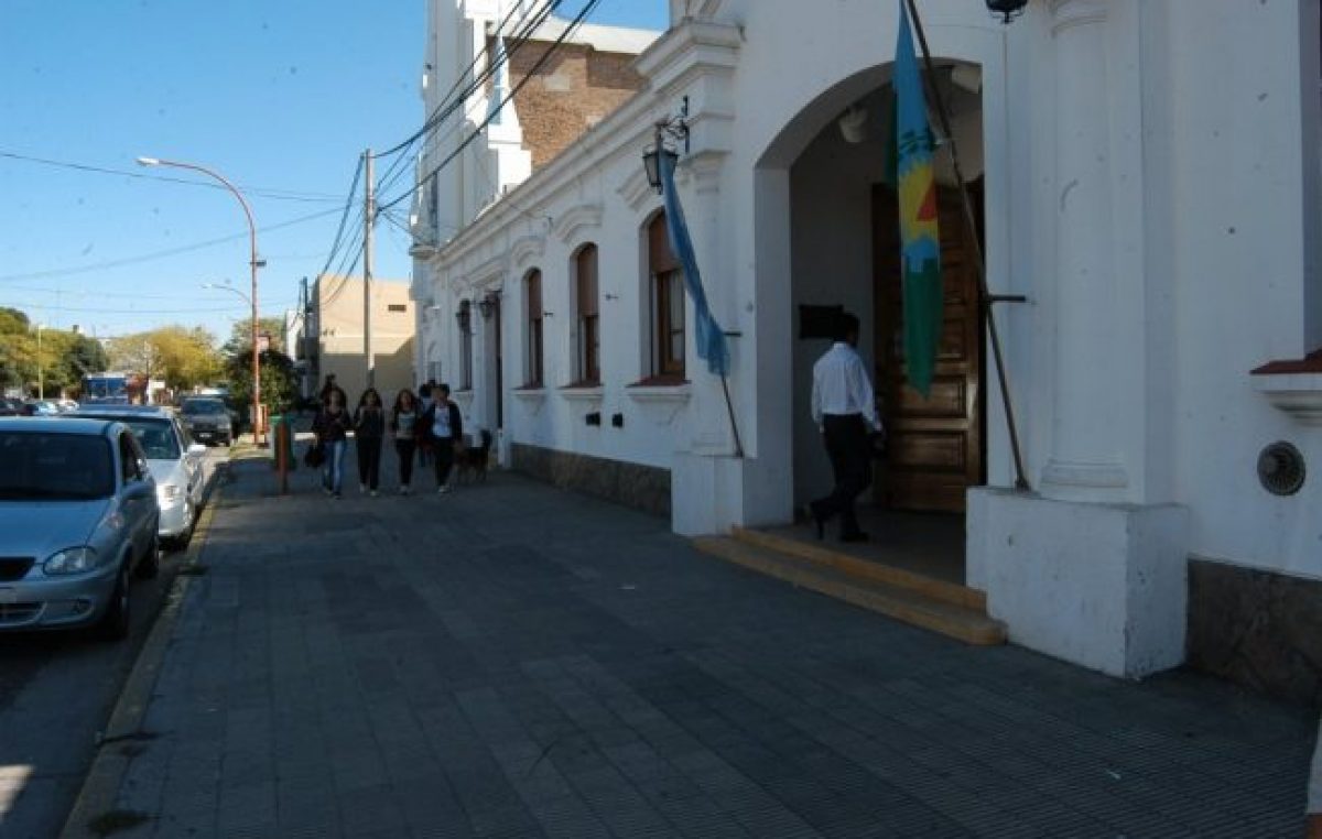 Punta Alta: municipales hacen paro por 24 horas