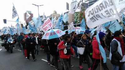 El oficialismo busca argumentos para ponerle freno a la protesta social con cortes de calle