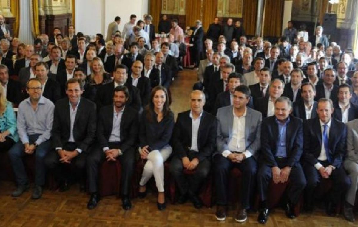 Buenos Aires: Mensaje de provincia a los intendentes por las paritarias: «Recomendamos el acuerdo que se hizo con los estatales»