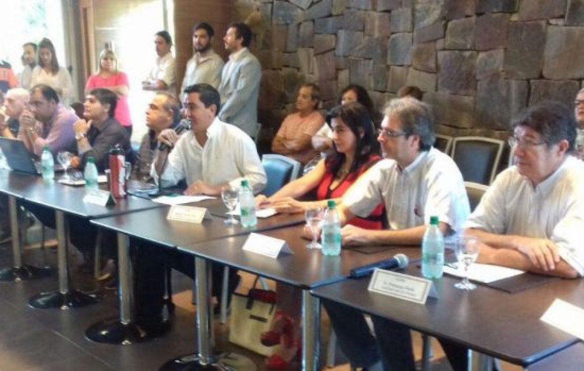 La Provincia de Misiones reunió a todos los municipios para avanzar en estrategias para desarrollar el turismo