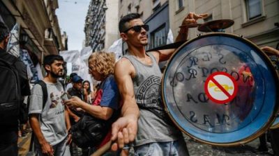La voz de la calle, la sordera del palco