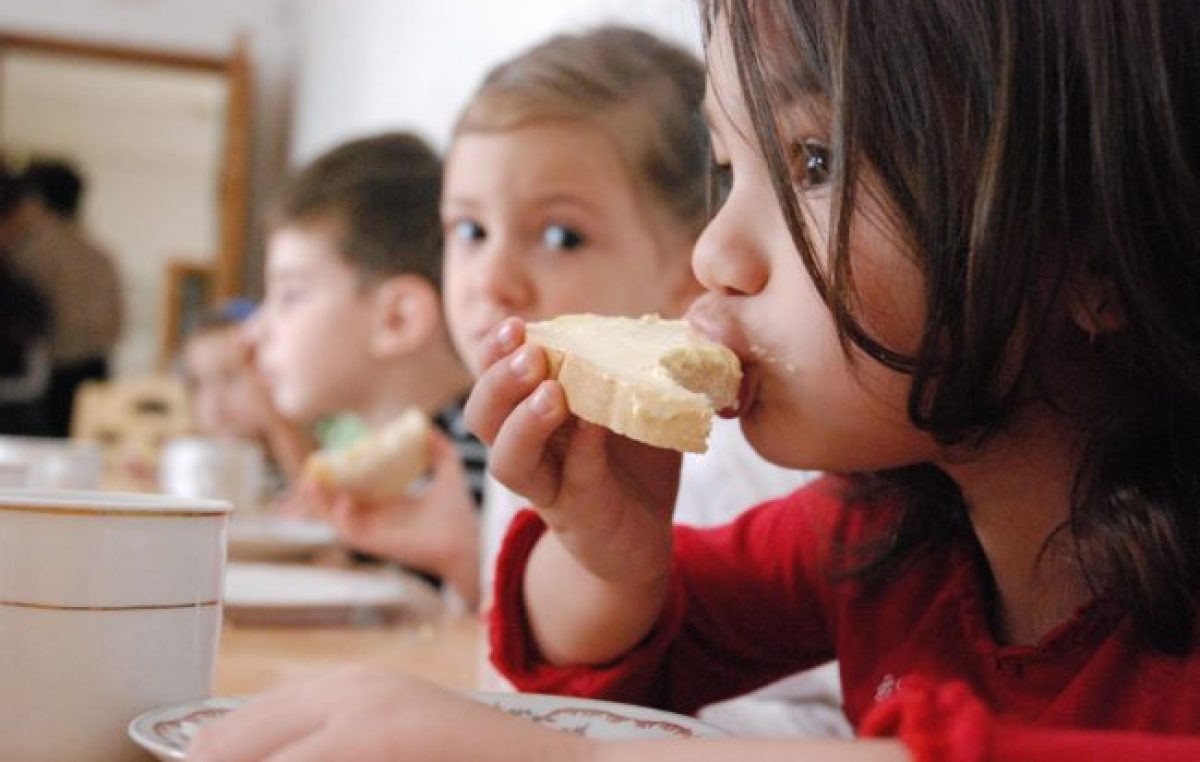 Cambiarán la dieta alimentaria en los comedores municipales de Santiago