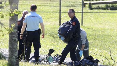 Tras más de 40 años de violencia, ETA entregó a Francia sus armas y explosivos