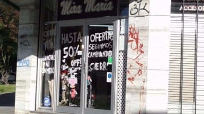“Cierre total gracias al Cambio”, el mensaje de despedida de otro comercio que bajó sus persianas