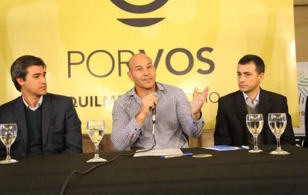 El intendente de Quilmes presentó un programa para «democratizar» la asignación de recursos