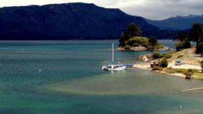 Villa Pehuenia, el paraíso entre araucarias