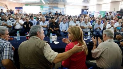 Magario y Espinoza se reunieron con la CGT y apoyaron el paro general del 6 de abril