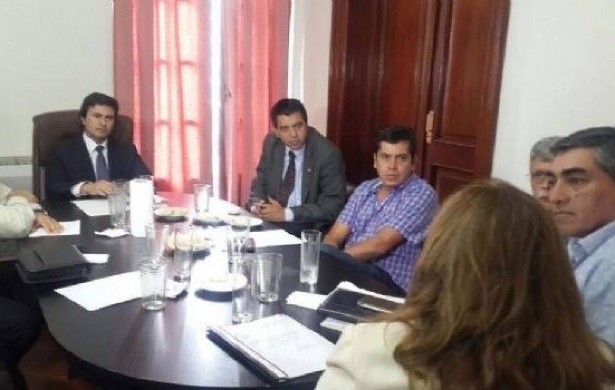 Ayudan a municipios catamarqueños con casi 3 millones de pesos
