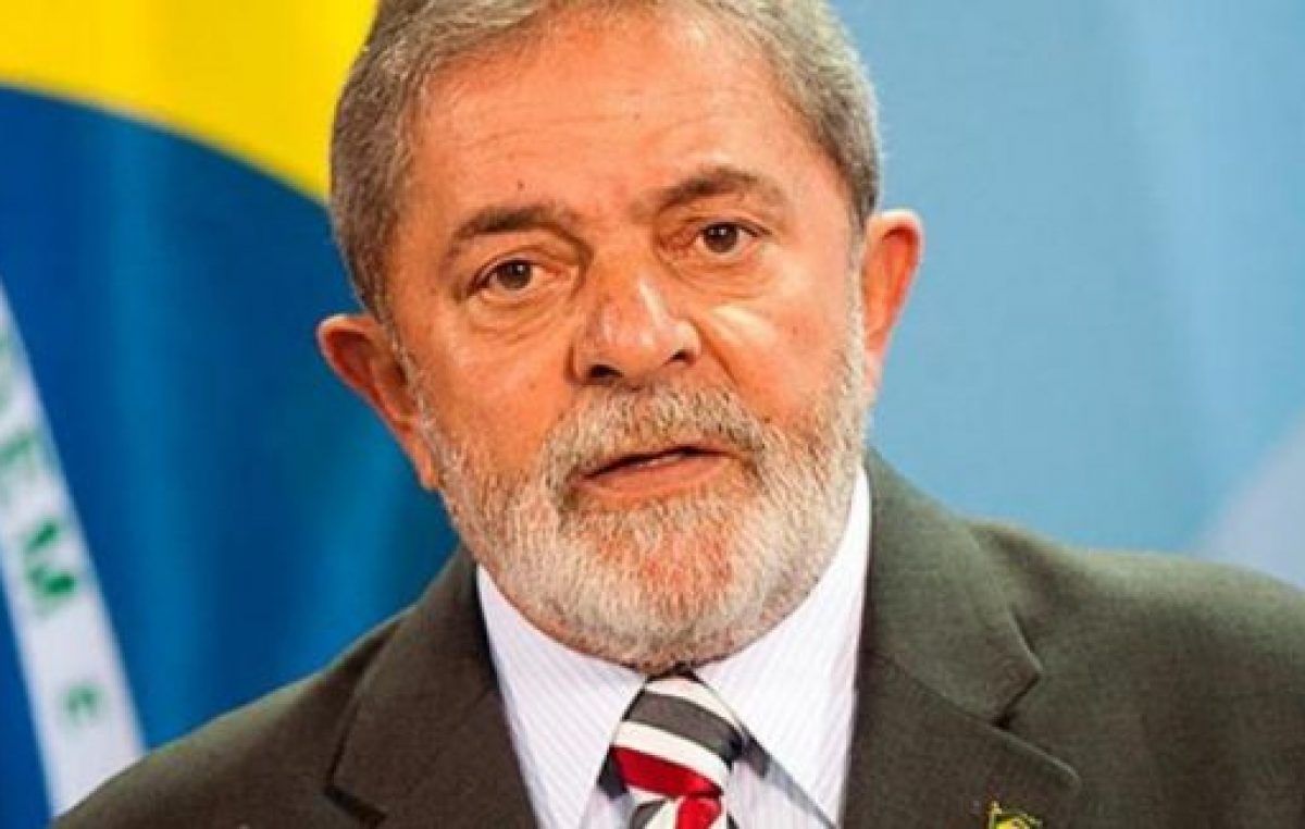 Lula les gana a todos en Brasil
