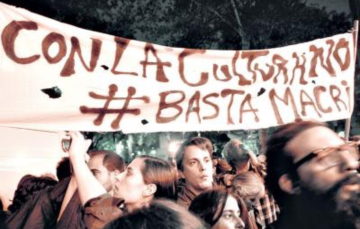 “Es necesario confluir en un frente popular”