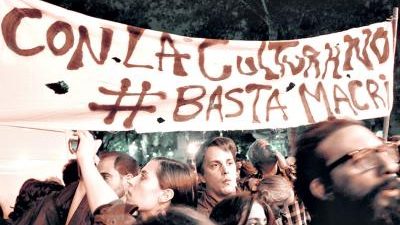 “Es necesario confluir en un frente popular”