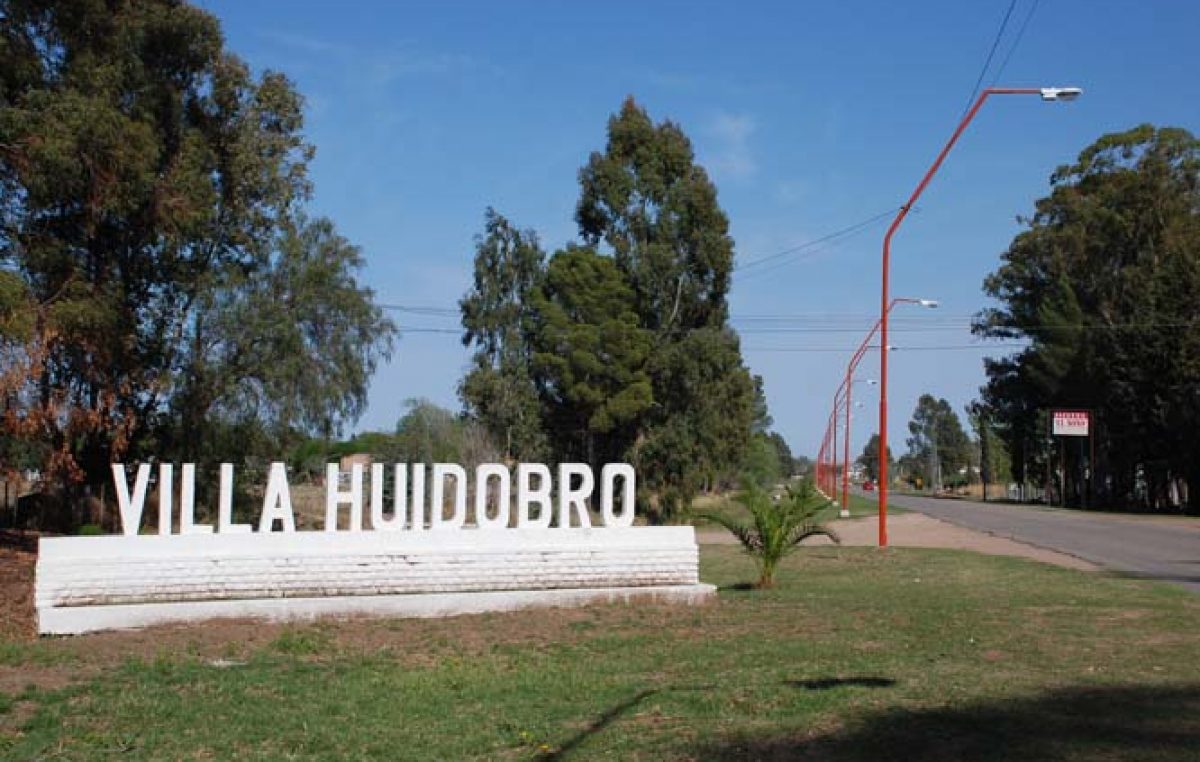Huidobro: aumento del 33% para los municipales