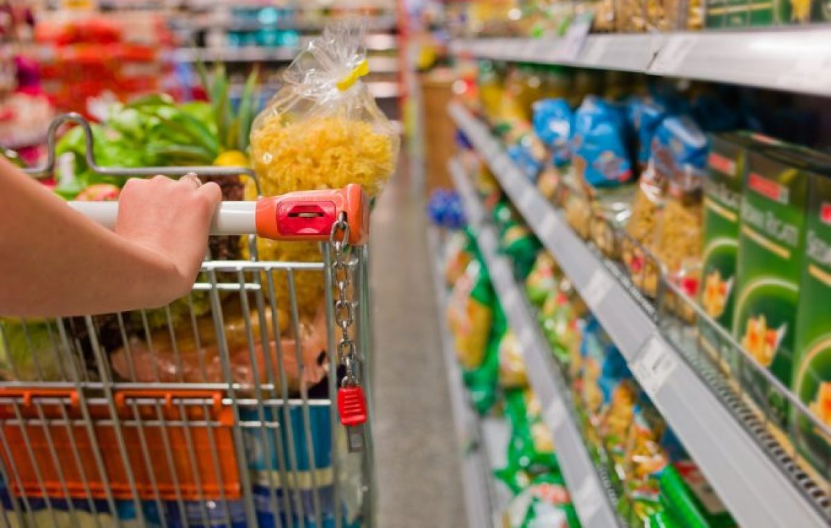 Aseguran que por mes, los alimentos de primera necesidad suben 5% en Corrientes