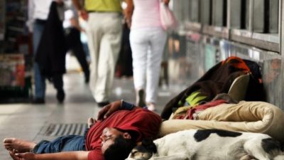 Unas 100 mil personas deben asistir a comedores barriales en el gran Buenos Aires