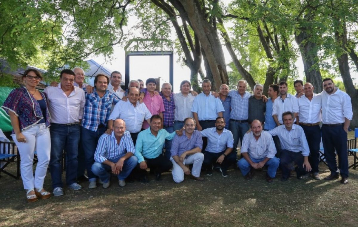 Vuelve a reunirse el “grupo Caballito”, con la premisa de juntar a más de 30 intendentes