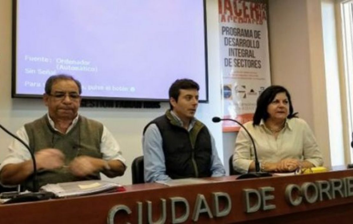 Suba salarial y pase a contrato de 200 municipales correntinos