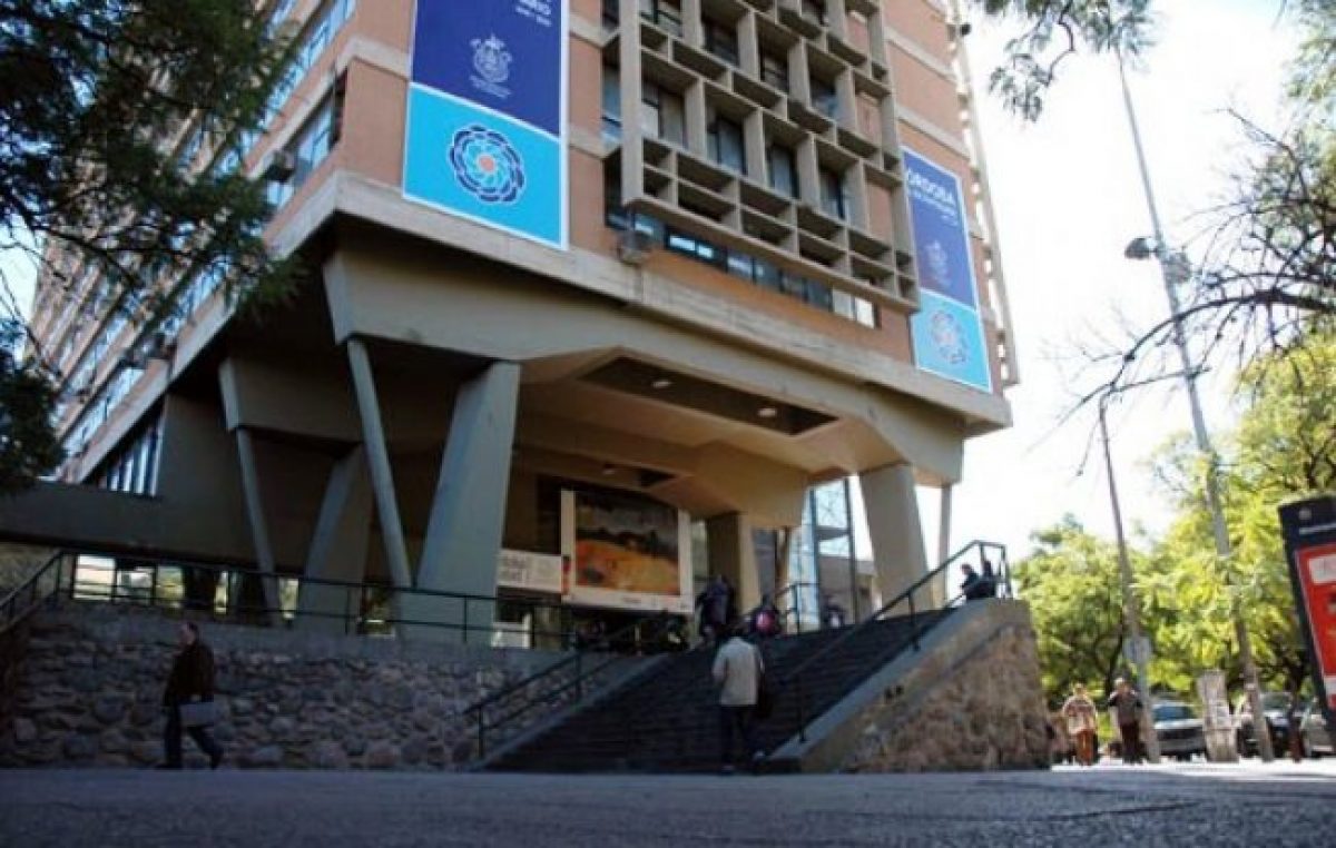 Por primera vez, el municipio de Córdoba publicó la nómina de sus 10.186 empleados