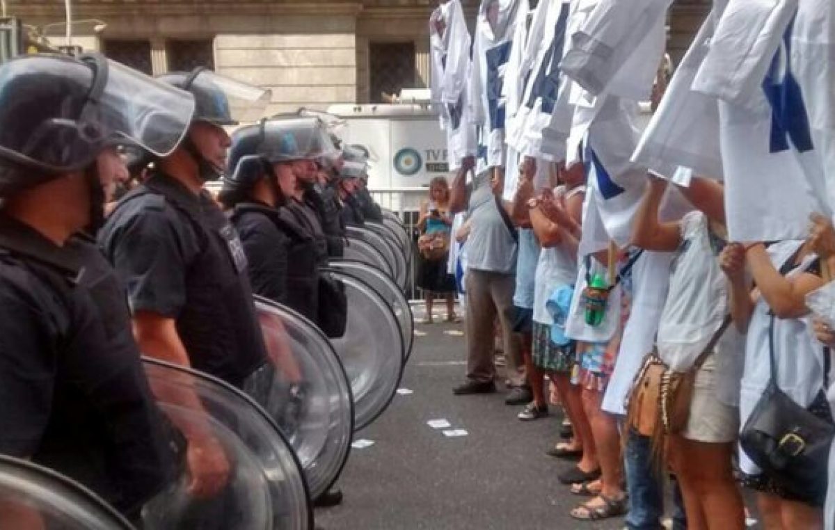 Más conflictos y más represión
