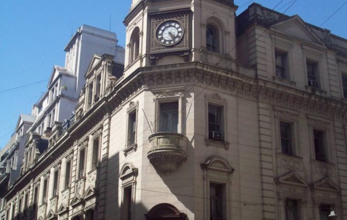 La provincia de Santa Fe y el municipio salieron al cruce por el reparto inequitativo de ATN