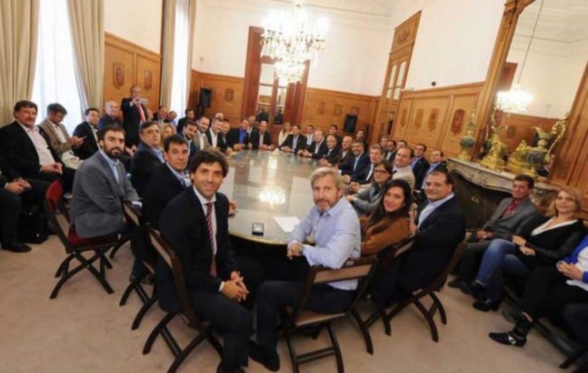 Intendentes cordobeses fueron por viviendas