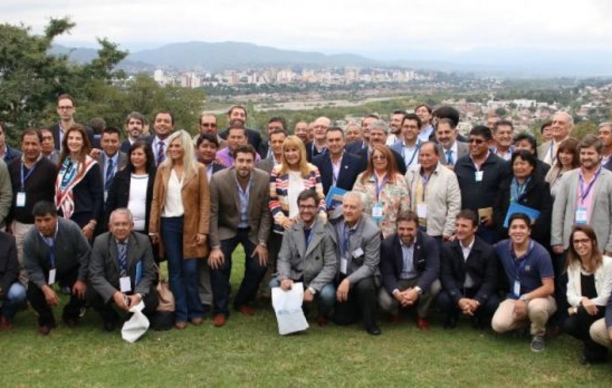 Jornada de capacitación para intendentes del NOA