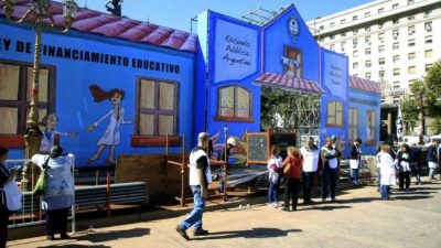 La escuela pública itinerante llega hoy a Santa Fe