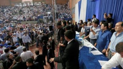 Opositores del partido Liberal paraguayo piden asilo en Uruguay