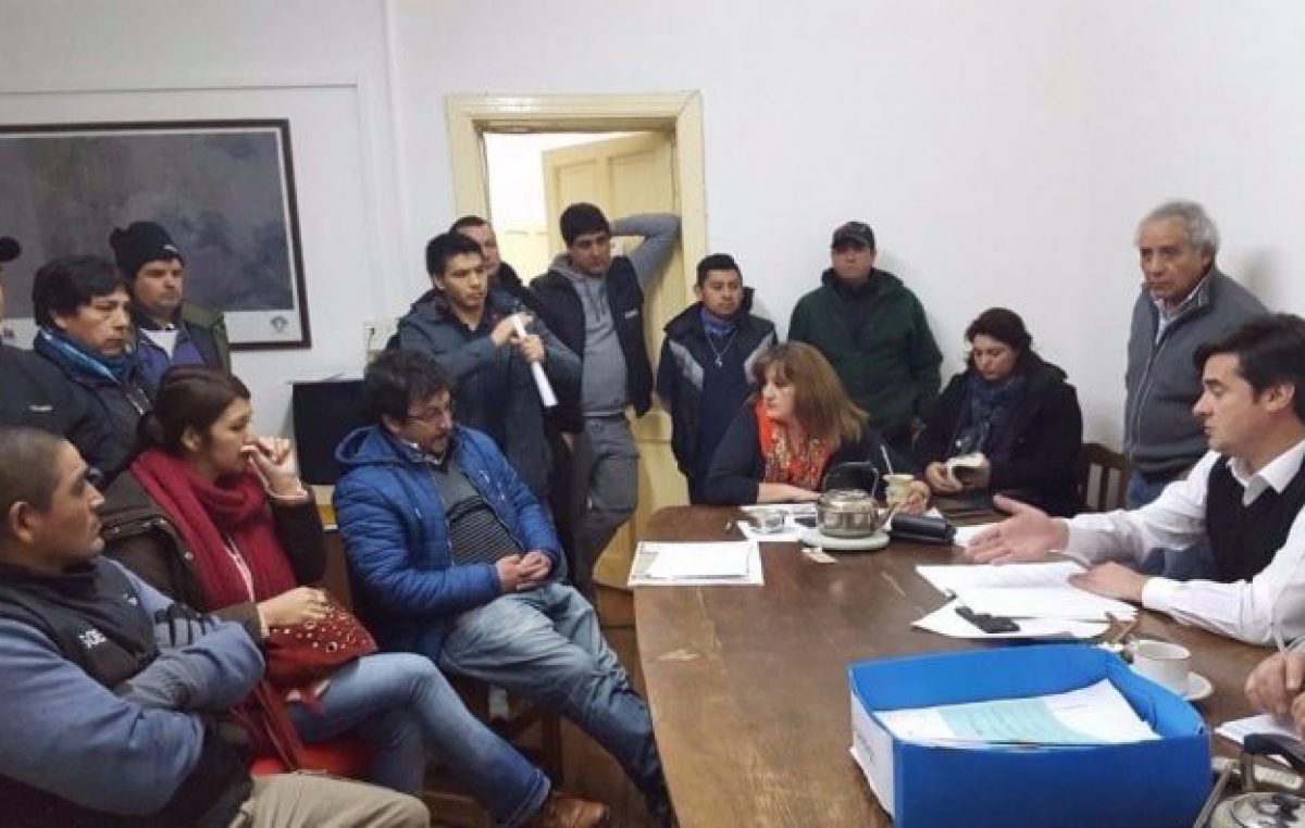 Esquel: Comisión de Asuntos Legales del Concejo Deliberante se reunió con el SOEME por reclamo de inspectores de Tránsito