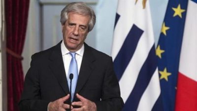 Tabaré Vázquez impide la huelga en el sector de combustibles