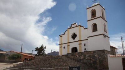 Angastaco, un oasis en el Valle Calchaqui
